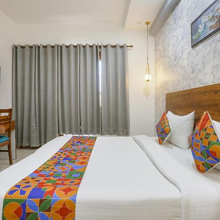 Fabhotel New Journey Hospitality Gurgaon Exterior foto