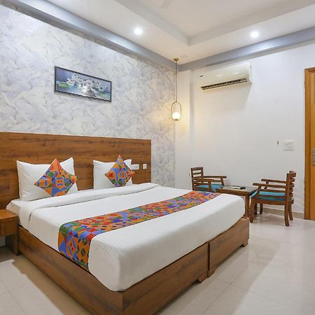 Fabhotel New Journey Hospitality Gurgaon Exterior foto